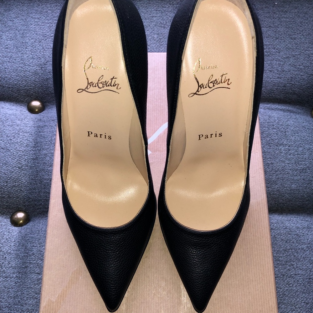 Authentic Christian Louboutin Pumps